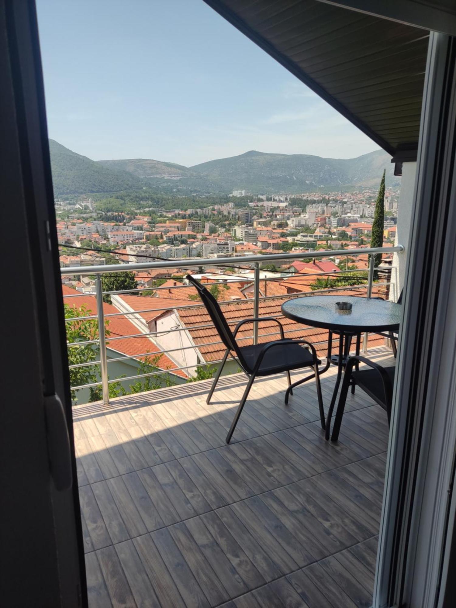 View Of The - 2 Apartment *